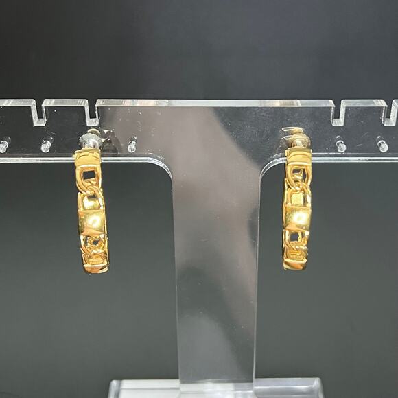 Vintage Monet Signed Gold Tone Small Hoop Post Earrings - Picture 2 of 7